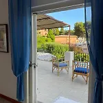 Anna's Terrace - Via Reginaldo Giuliani 13 *