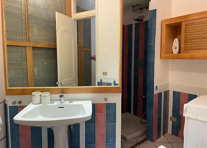 Anna's Terrace - Via Reginaldo Giuliani 13 アパート *